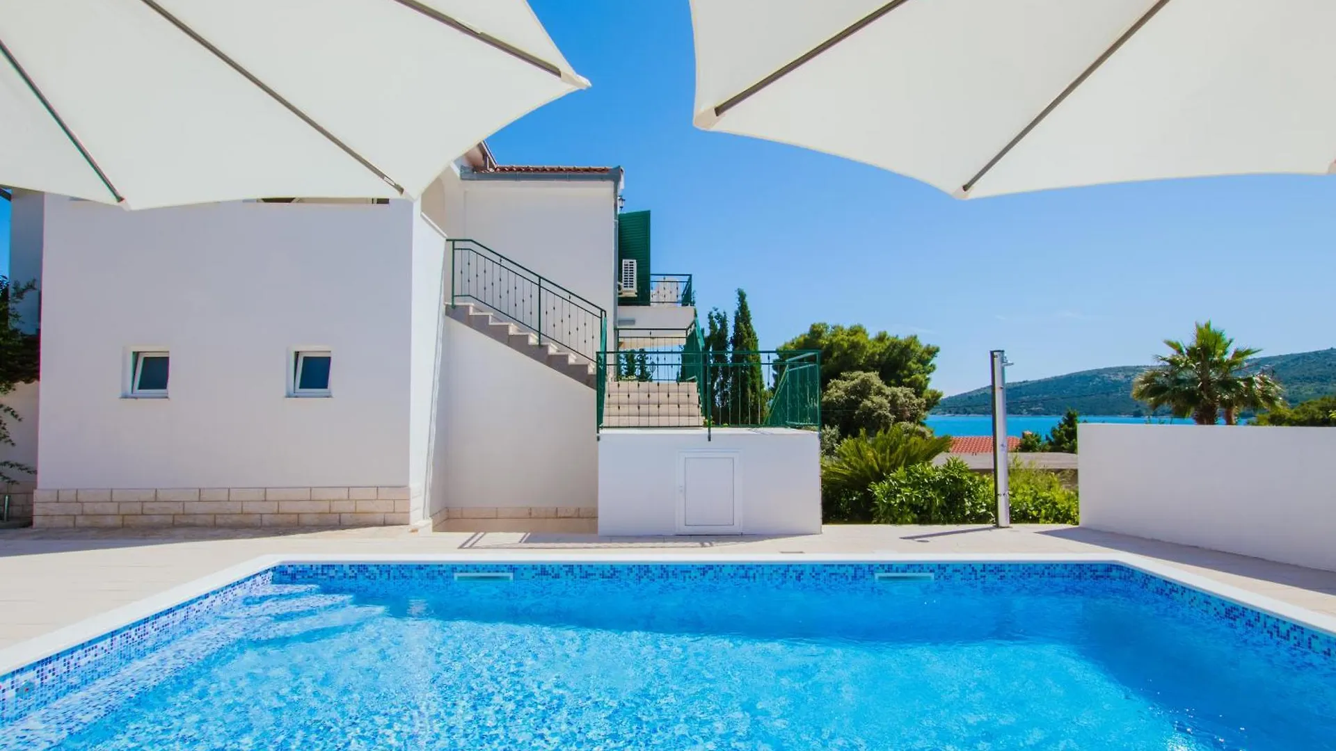 Apartment M6 Seget Vranjica